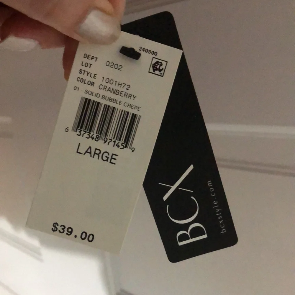 Gorgeous NWT BCX Wine Blouse with Ruffle and Slight Peplum - Picture 5 of 6